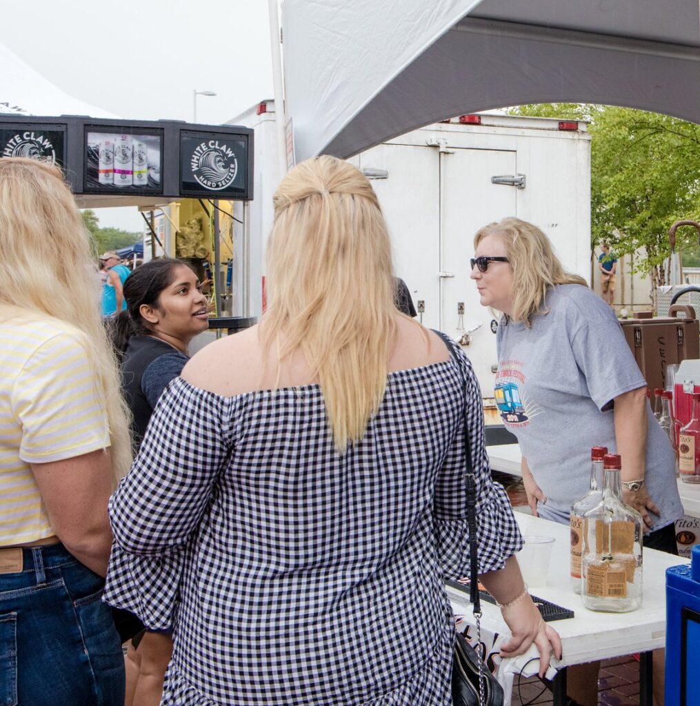 Help RMHC by Volunteering at the 2023 Columbus Food Truck Festival
